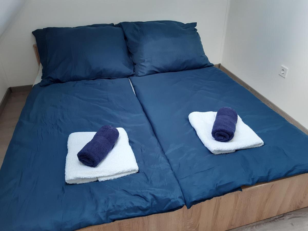Peak Apartman Егер Екстериор снимка